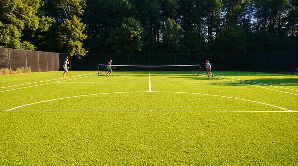 Guide complet des matériaux idéaux pour construire un terrain de pickleball